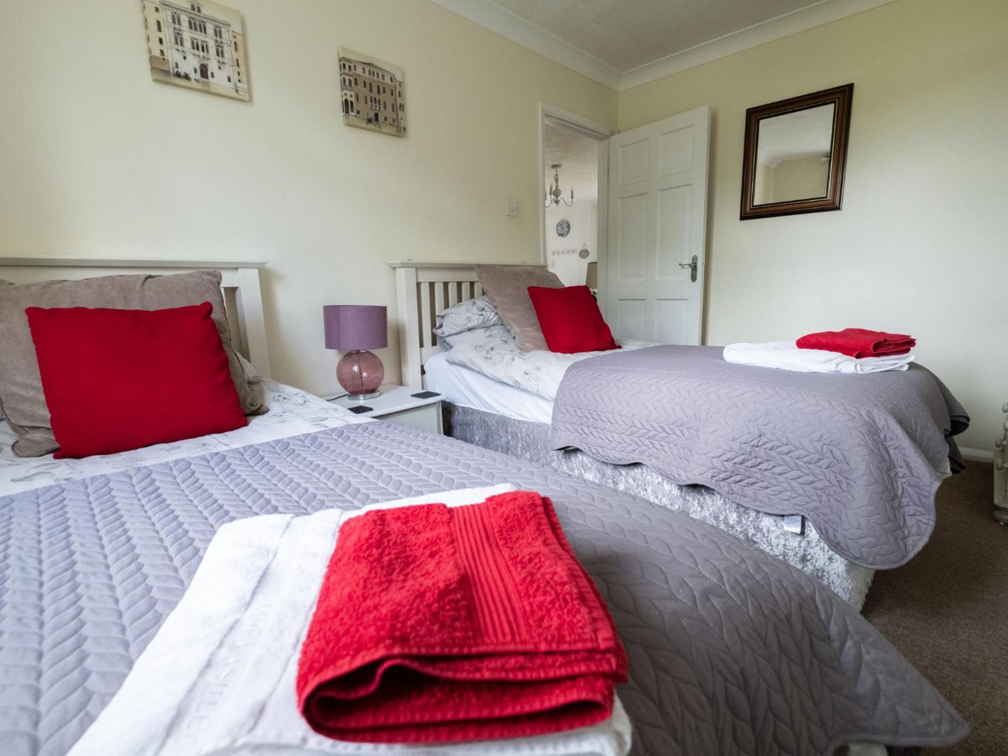 Holiday Home Woodhouse-4 By Interhome Shermanbury エクステリア 写真